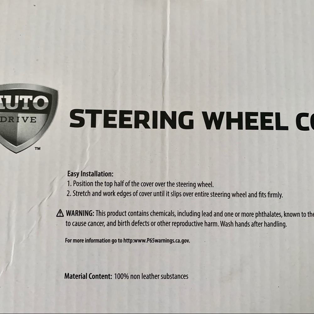 Steering Wheel Cover! For Cars, Trucks, & SUVs New - Picture 4 of 4